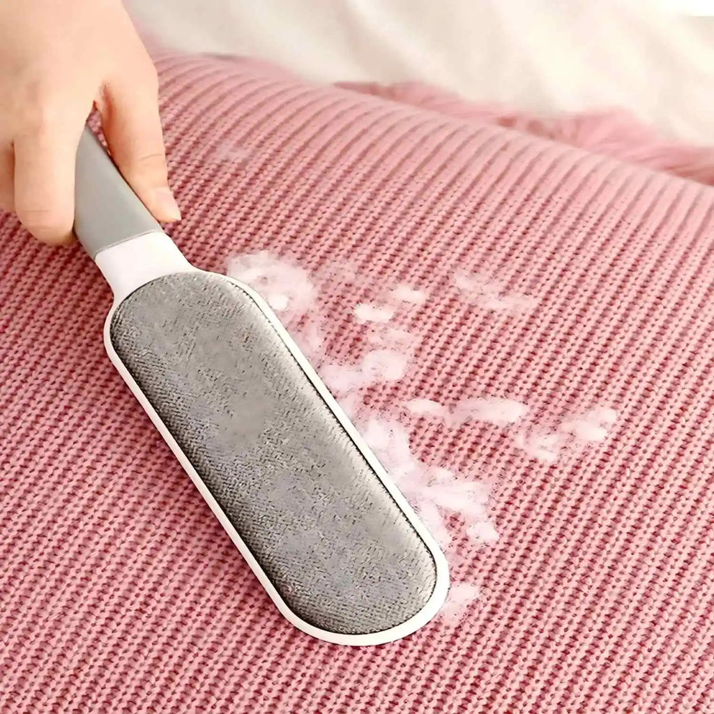 Double-Sided Pet Hair Remover Brush Reusable Static Lint Brush Manual Self-Cleaning Fur Dust Remover for Clothes Sofa